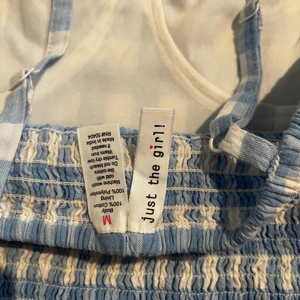 Size M - Picture 3 of 3